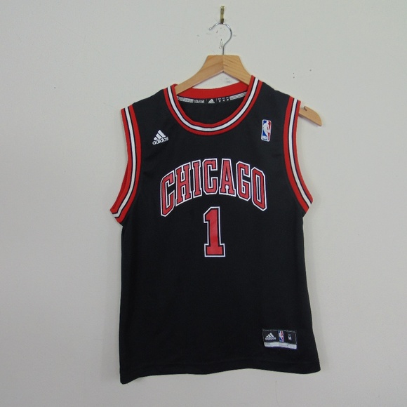 derrick rose bulls black jersey